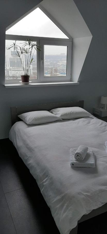 Modern Apartment In The Center Of Town Chişinǎu Buitenkant foto