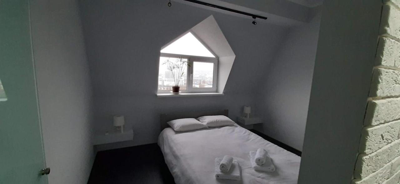 Modern Apartment In The Center Of Town Chişinǎu Buitenkant foto